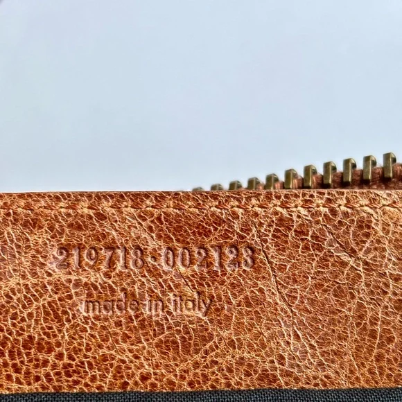 Balenciaga Classic Arena Y2K Leather Tote - Picture 4 of 15